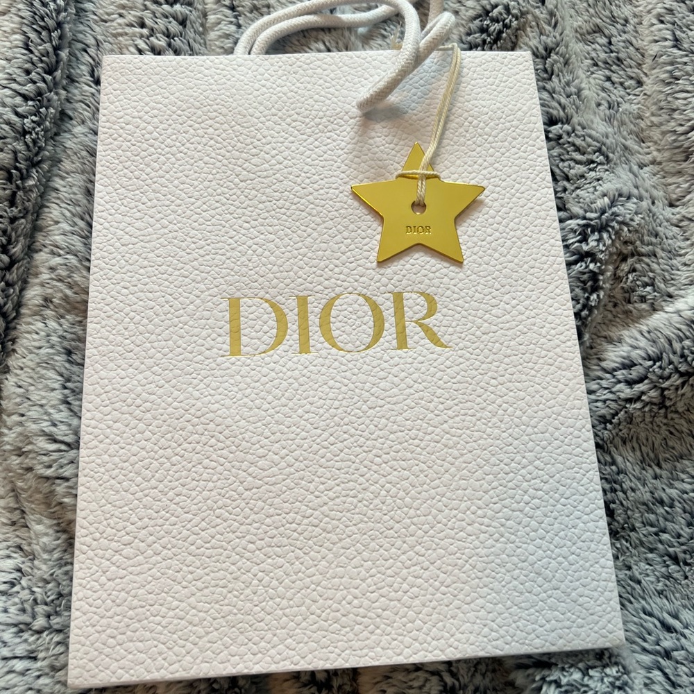 Paper gift bag